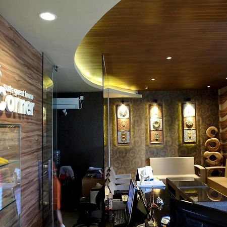 מאלאנג De'Corner Guest House מראה חיצוני תמונה