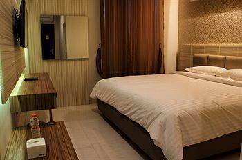 מאלאנג De'Corner Guest House מראה חיצוני תמונה