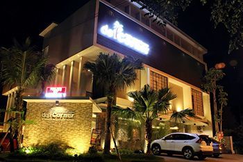מאלאנג De'Corner Guest House מראה חיצוני תמונה
